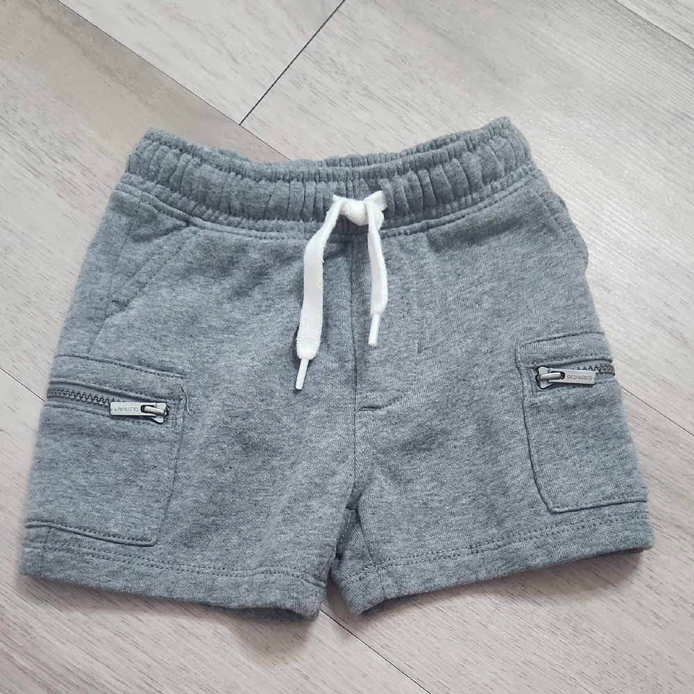 Old Navy Gray Kids Shorts with Zipper Pockets